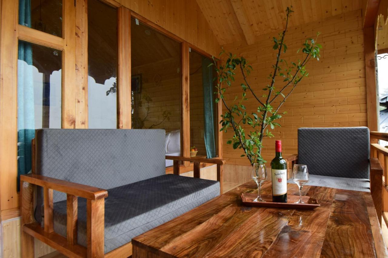 Hotel Tree House Latos Tandi Jibhi Exterior foto