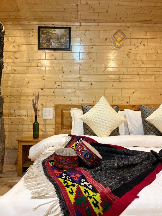 Hotel Tree House Latos Tandi Jibhi Exterior foto
